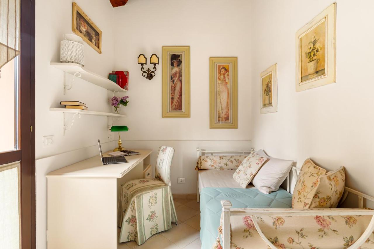Noi2Vacanze In Digital Work Contignano Exterior photo